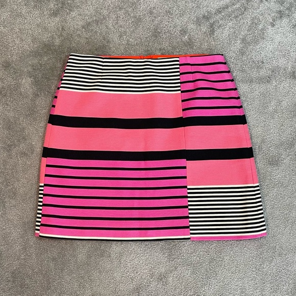 LOFT Dresses & Skirts - Ann Taylor LOFT Above The Knee Pencil Skirt Color Block and Stripe Size 10